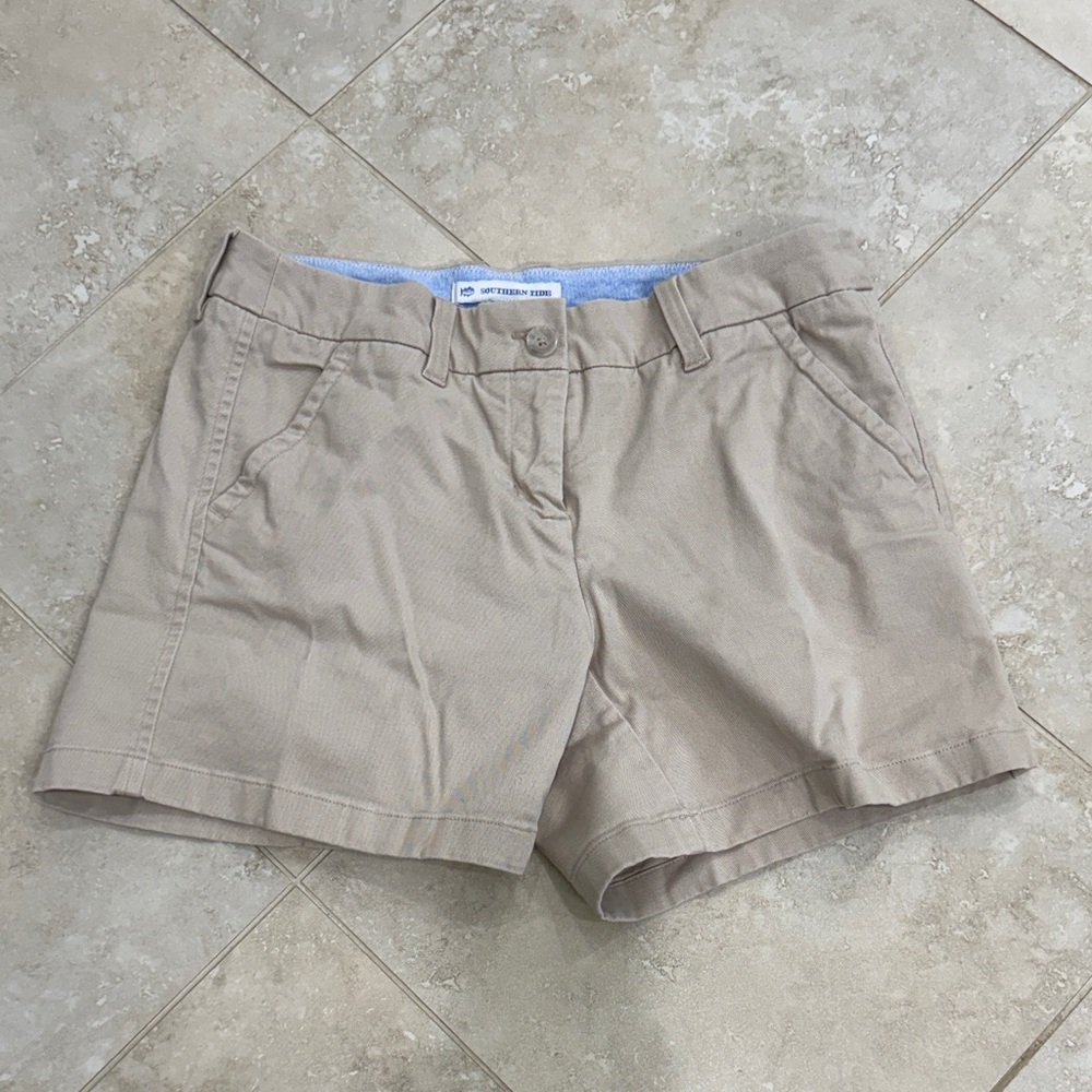 Women's Tan Khaki Shorts